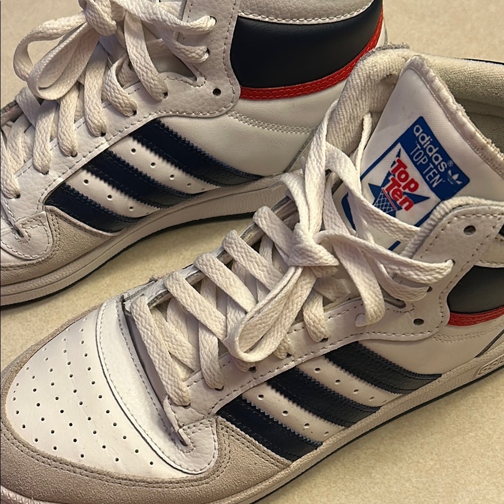 Adidas TOP TEN